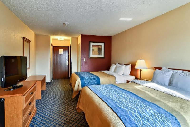 Quality Inn & Suites Seville Luaran gambar