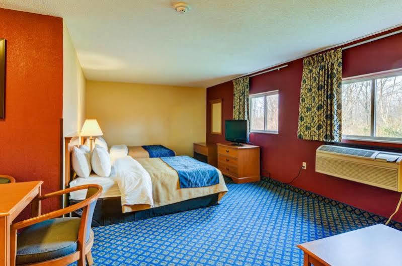 Quality Inn & Suites Seville Luaran gambar